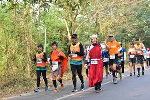 BIB: 100
                            <button type="button" onclick="openModal(10196840)" class="btn btn-primary btn-sm float-right btn-popup" data-toggle="modal" data-target=".modal-high-quality">
                        <i class="fas fa-shopping-cart"></i> Add to Cart
                    </button>
                                            <button type="button" onclick="isThisMe(10196840, true)" class="btn btn-success btn-sm float-right btn-popup btn-isme hidden" data-toggle="tooltip" data-placement="bottom" title="นี่คือรูปของคุณใช่ไหม คลิกที่นี่เพื่อเอาเข้าอัลบั้ม">
                        <i class="fas fa-plus"></i> Add to album
                    </button>
                    <button type="button" onclick="isThisMe(10196840, false)" class="btn btn-warning btn-sm float-right btn-popup btn-isnotme hidden">
                        <i class="fas fa-ban"></i> Remove from album
                    </button>